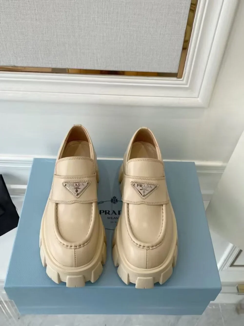 👟💛Prada Loafers💛👟 - Picture 4 of 9